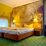 Querfurter Hof 3*