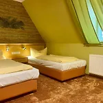 Querfurter Hof 3*