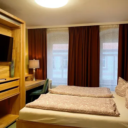 Gasthof Querfurter Hof 3*