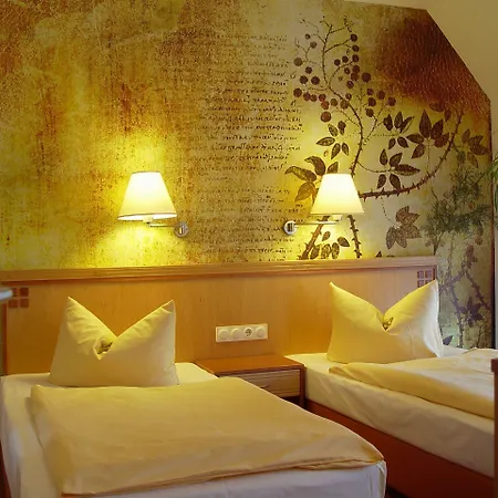 Querfurter Hof 3*