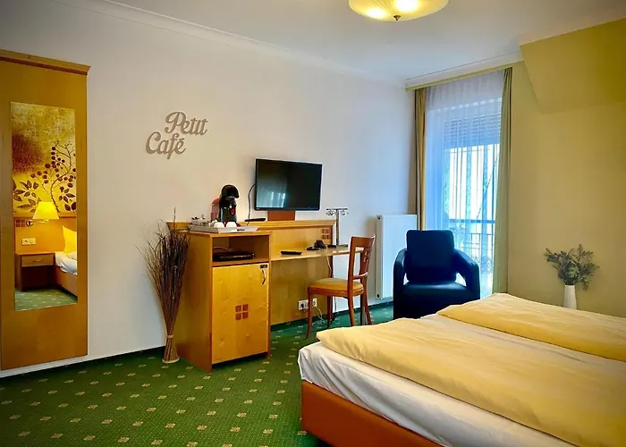 Pensionat Querfurter Hof 3*