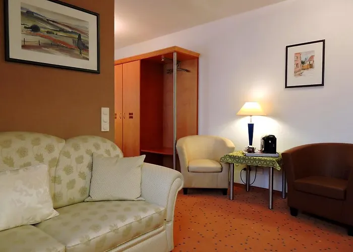 Querfurter Hof Pensionat 3*