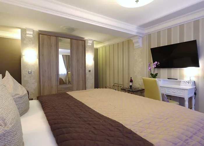 Pensionat Querfurter Hof 3*