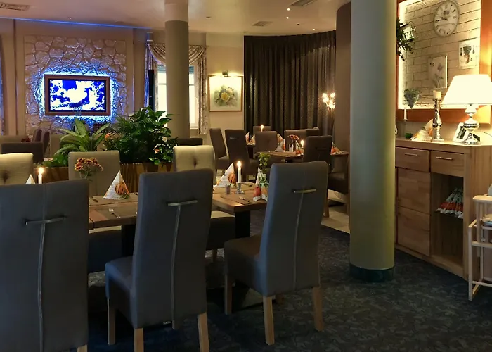 Querfurter Hof Pensionat 3*